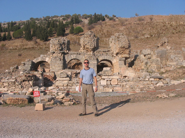 Marko i drustvo u Efesu (Turska) 25 A.jpg